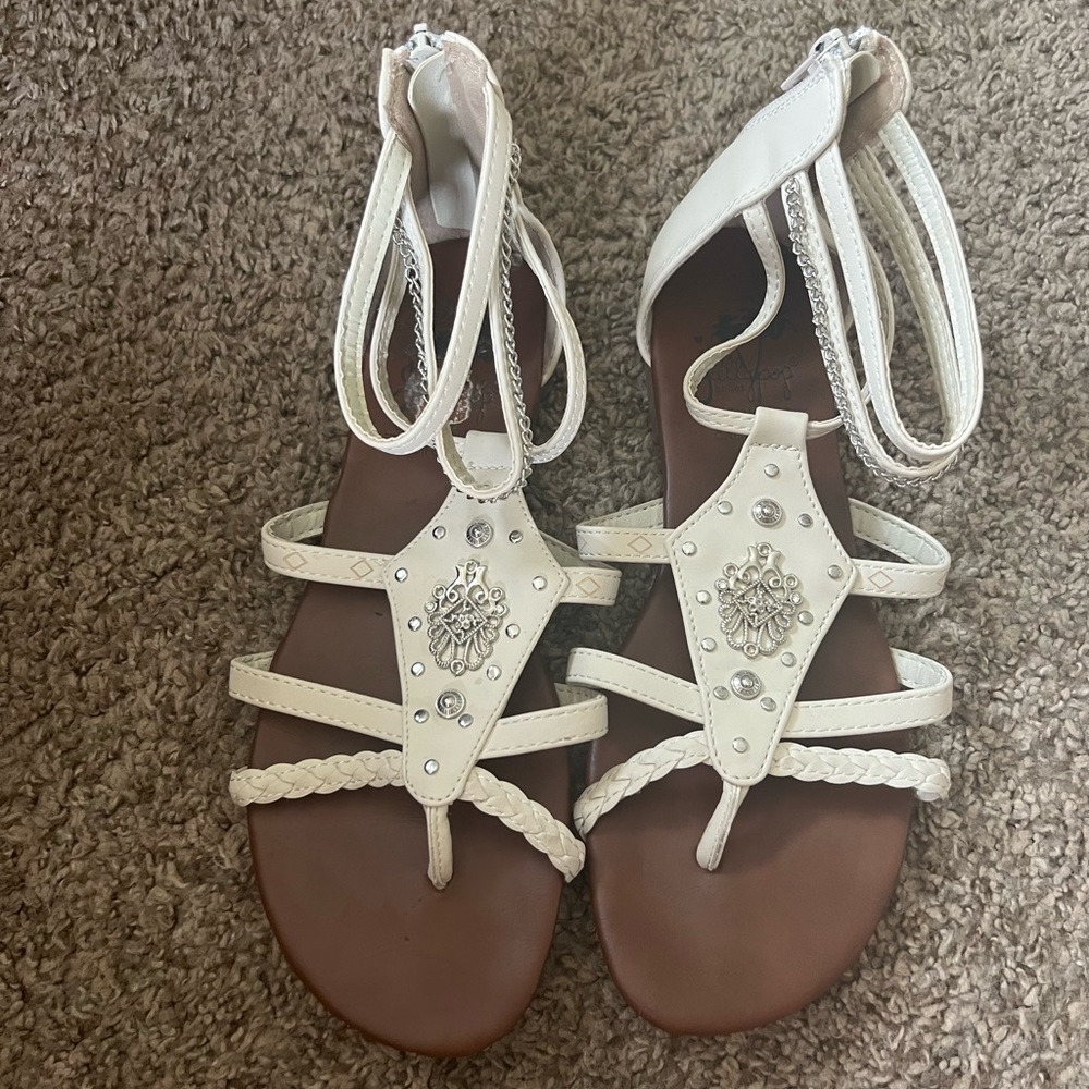 Sandals - Picture 3 of 5